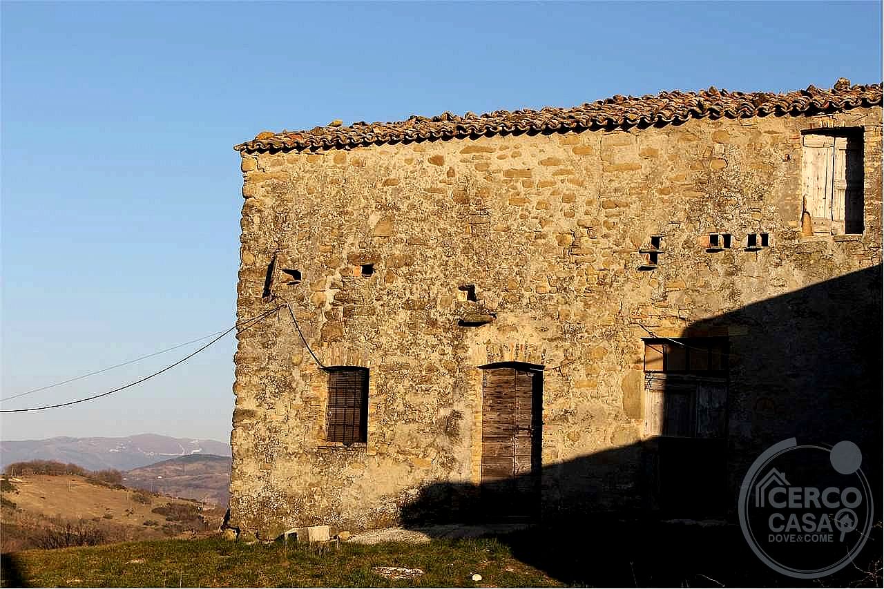 RUSTICO - CASALE VENDITA VALFABBRICA · foto 8