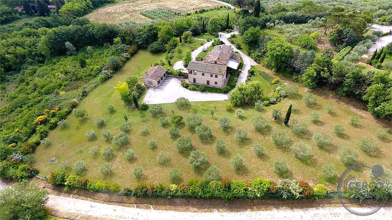 RUSTICO - CASALE VENDITA PERUGIA MONTEBELLO