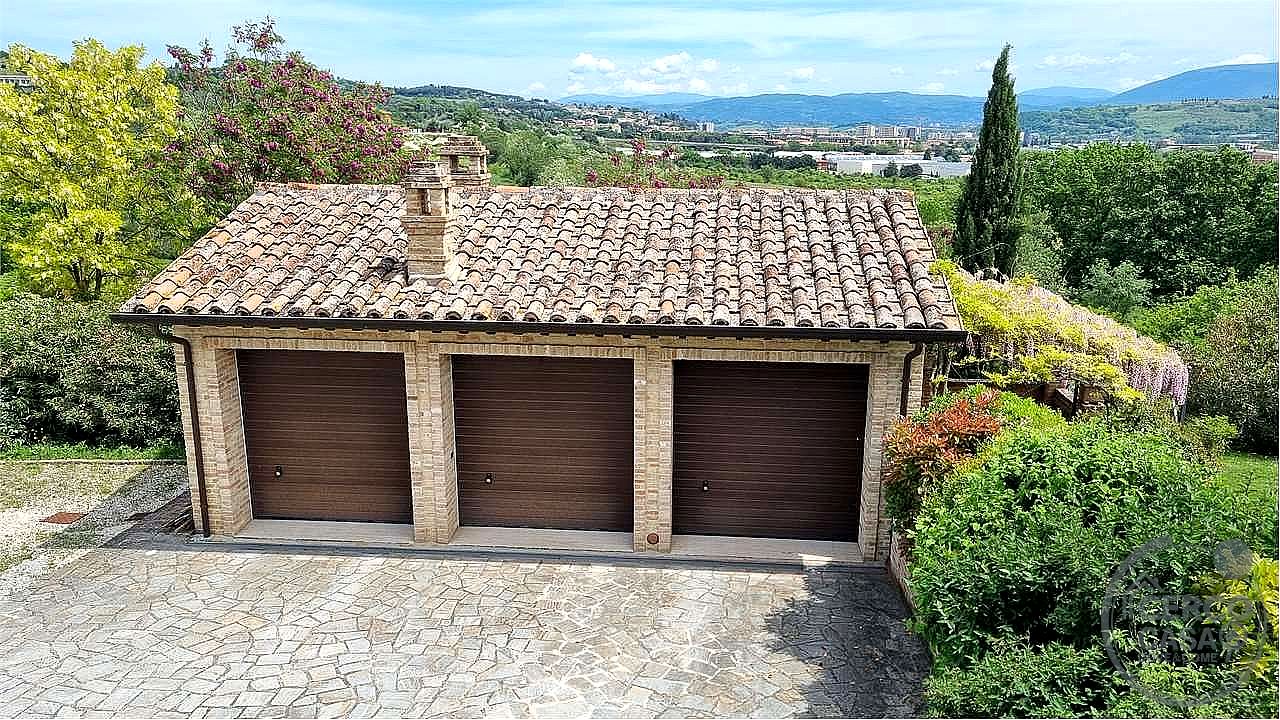 RUSTICO - CASALE VENDITA PERUGIA MONTEBELLO · foto 14