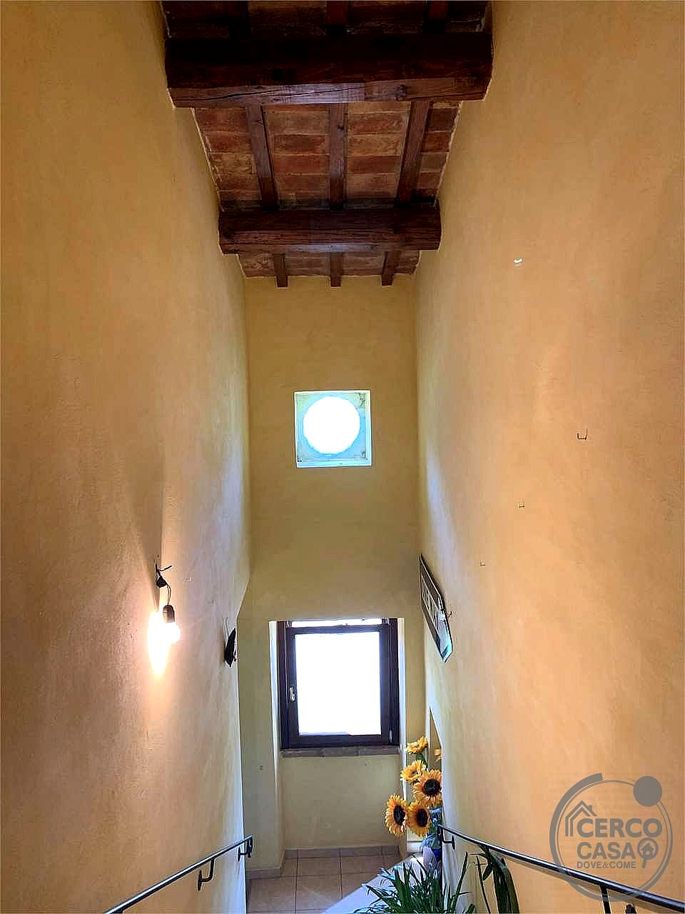 VILLA PORZIONE VENDITA TORGIANO · foto 4