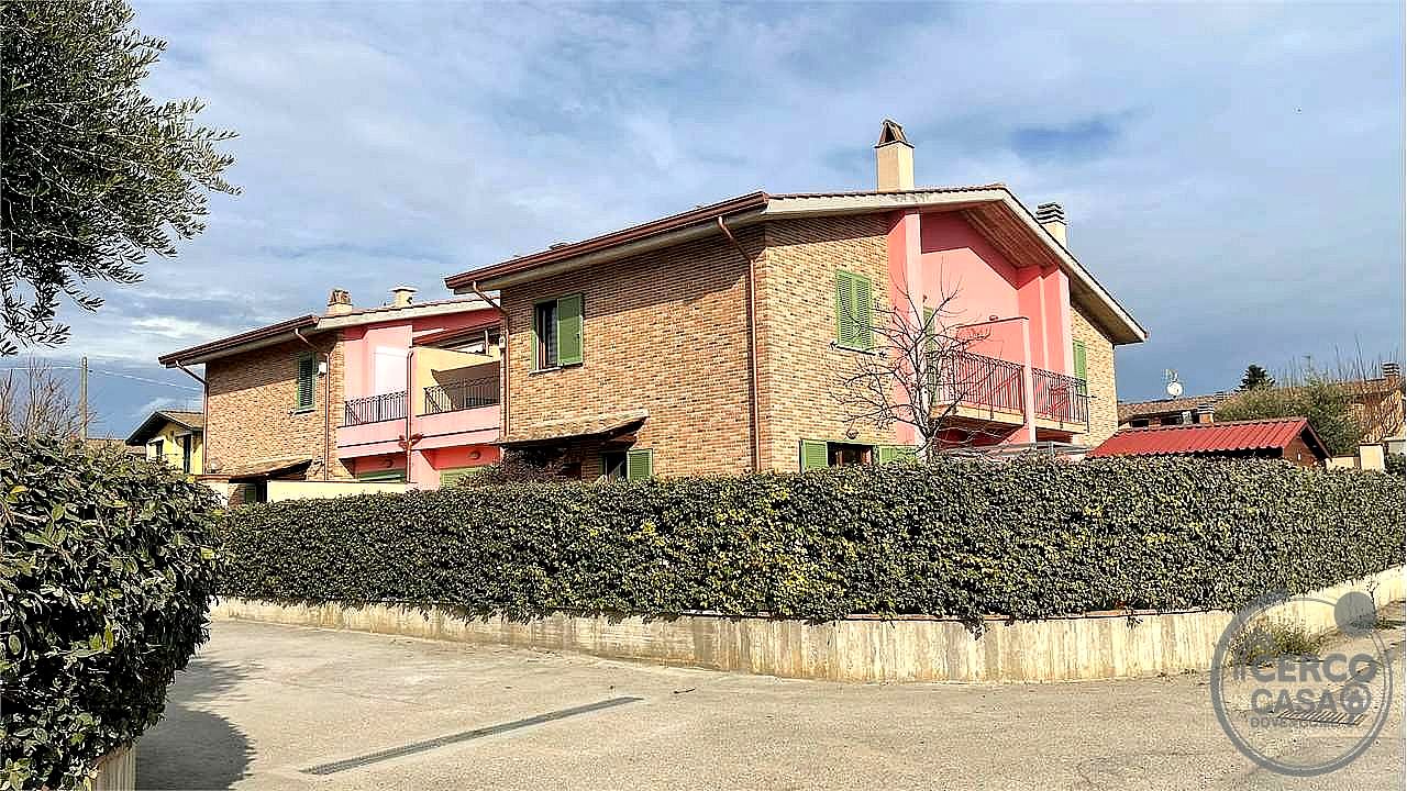 VILLA PORZIONE VENDITA PERUGIA SAN MARTINO IN CAMPO · foto 23