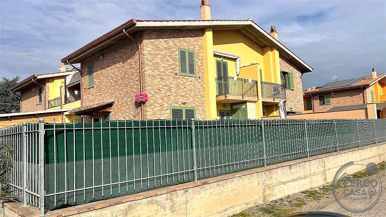 VILLA PORZIONE VENDITA PERUGIA SAN MARTINO IN CAMPO · foto 6