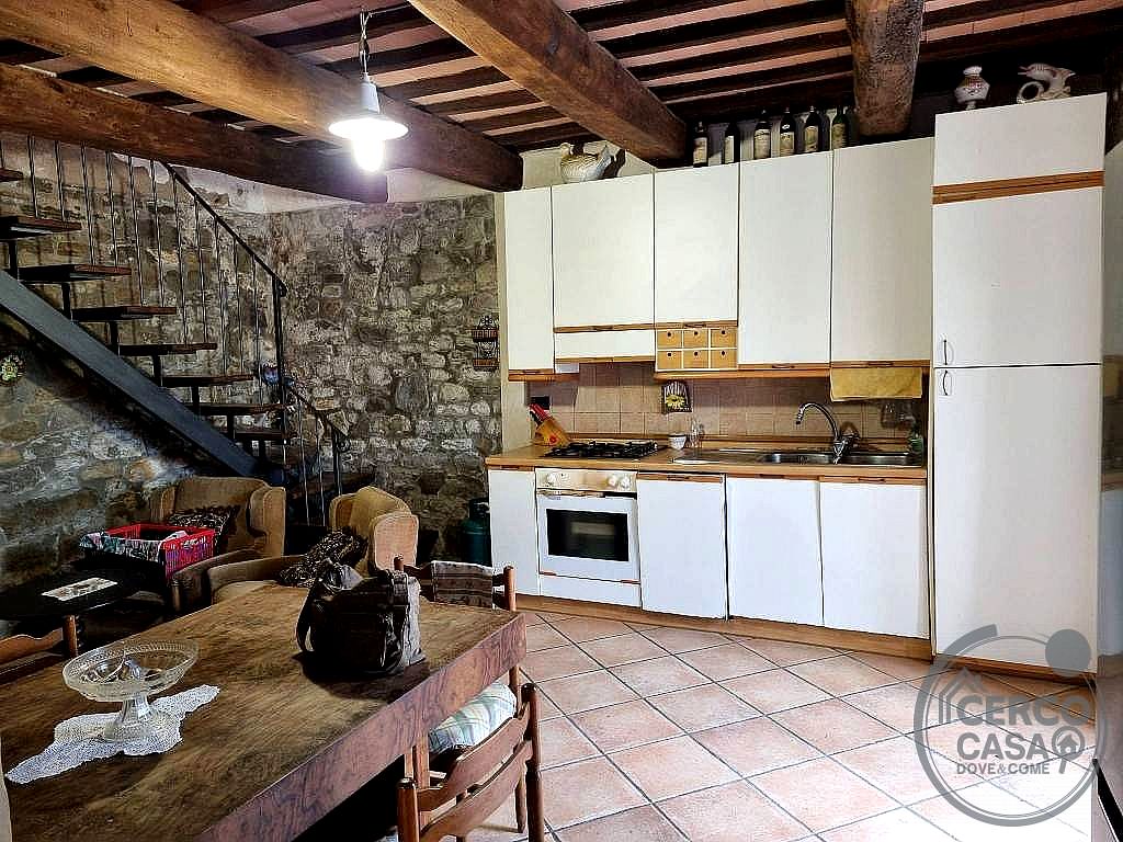 PORZIONE DI CASA VENDITA VALFABBRICA · foto 5
