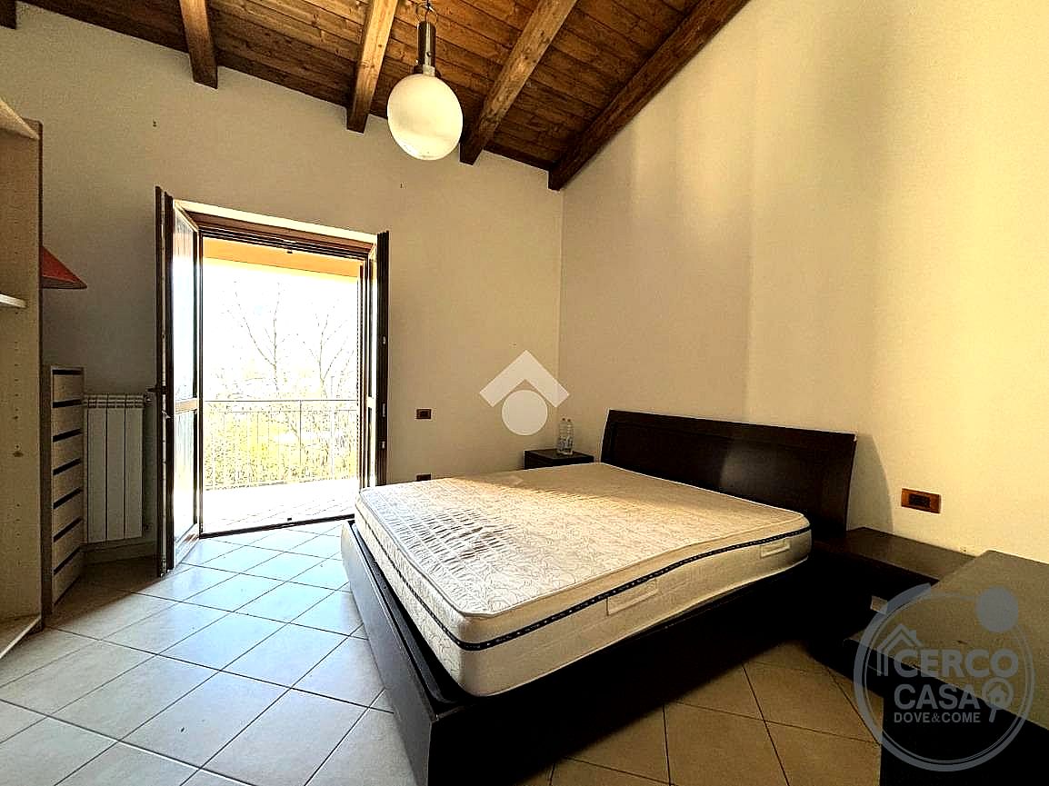 VILLA A SCHIERA VENDITA ACQUASPARTA · foto 2