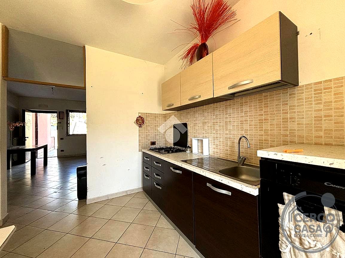 VILLA A SCHIERA VENDITA ACQUASPARTA · foto 7