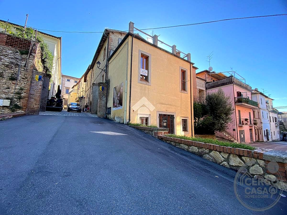 APPARTAMENTO AFFITTO ACQUASPARTA · foto 2