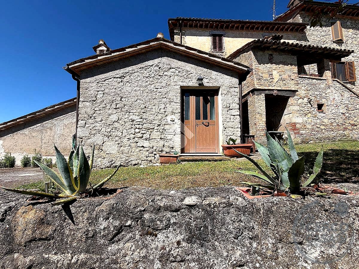 APPARTAMENTO AFFITTO MONTECASTRILLI · foto 1