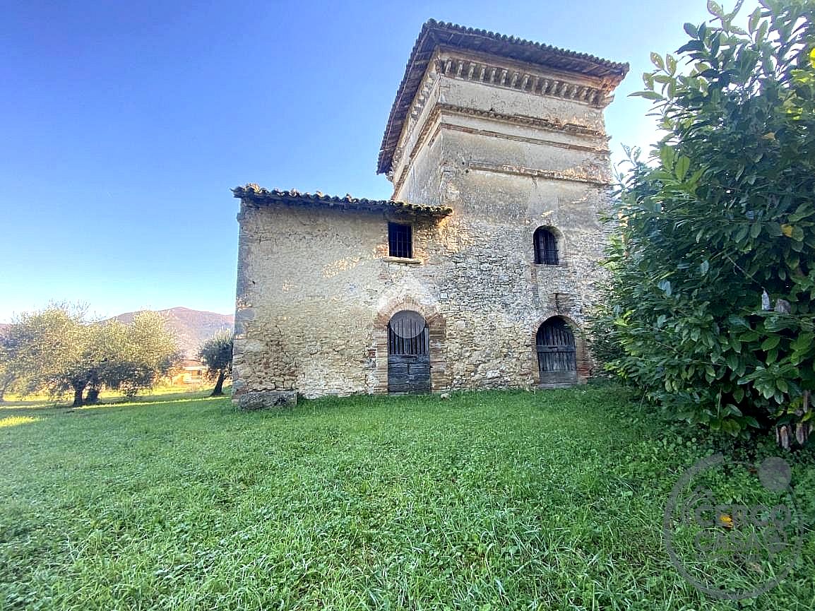 RUSTICO - CASALE VENDITA ACQUASPARTA · foto 2