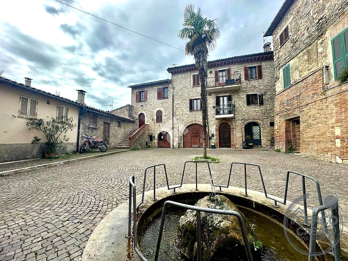 APPARTAMENTO VENDITA MONTECASTRILLI CASTELTODINO · foto 2
