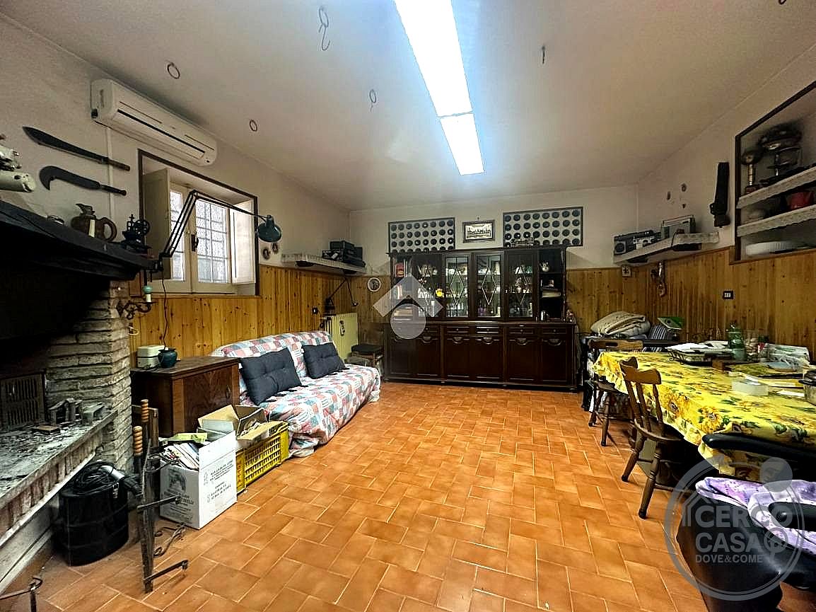 APPARTAMENTO VENDITA MONTECASTRILLI · foto 10