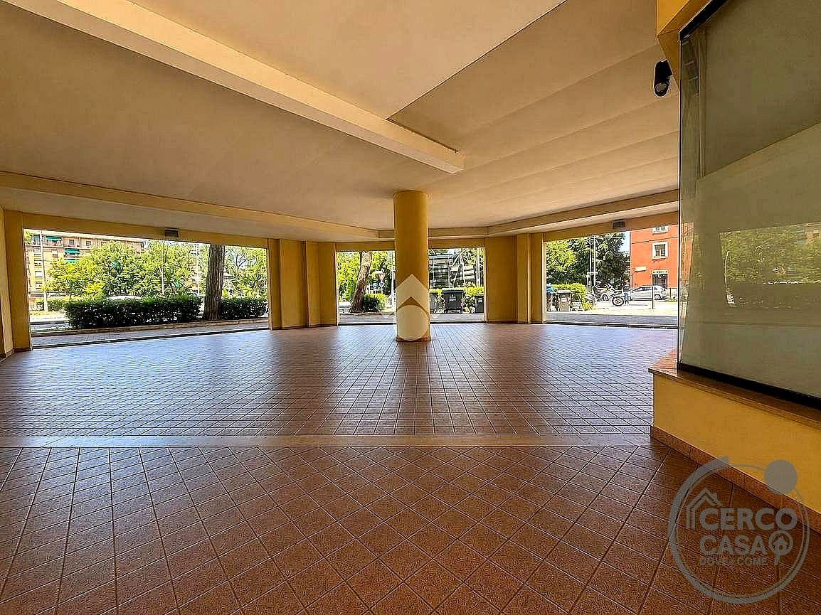 NEGOZIO VENDITA TERNI CITTÀ GIARDINO · foto 5