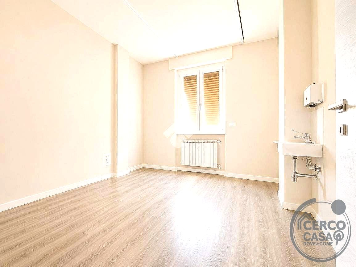 UFFICIO AFFITTO TERNI CENTRO STORICO · foto 8