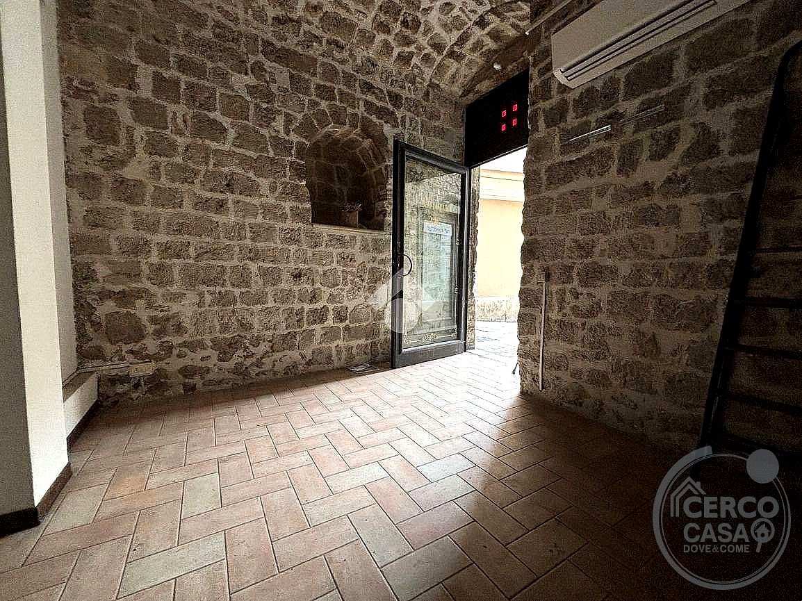 NEGOZIO VENDITA TERNI CENTRO STORICO · foto 4