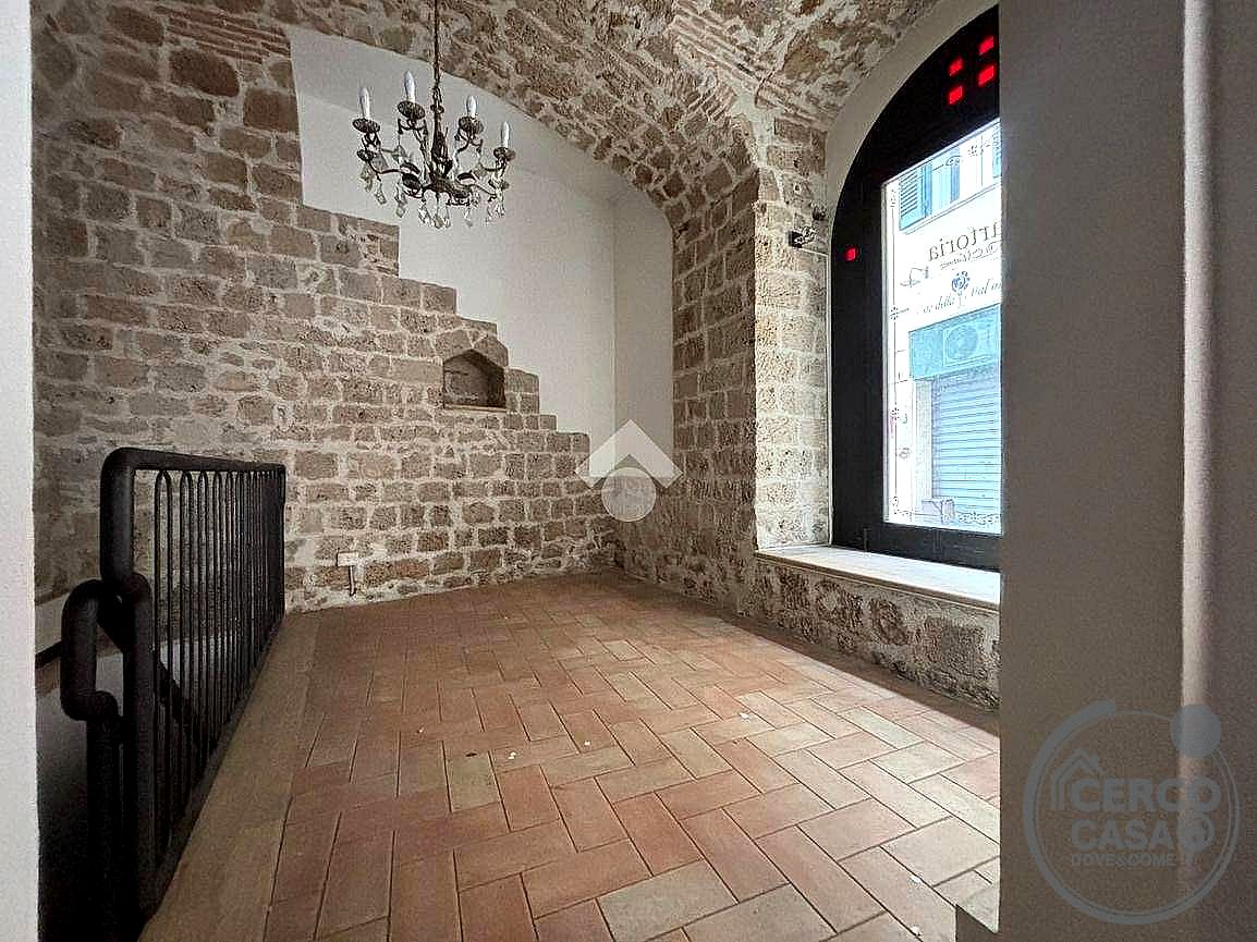 NEGOZIO VENDITA TERNI CENTRO STORICO · foto 6