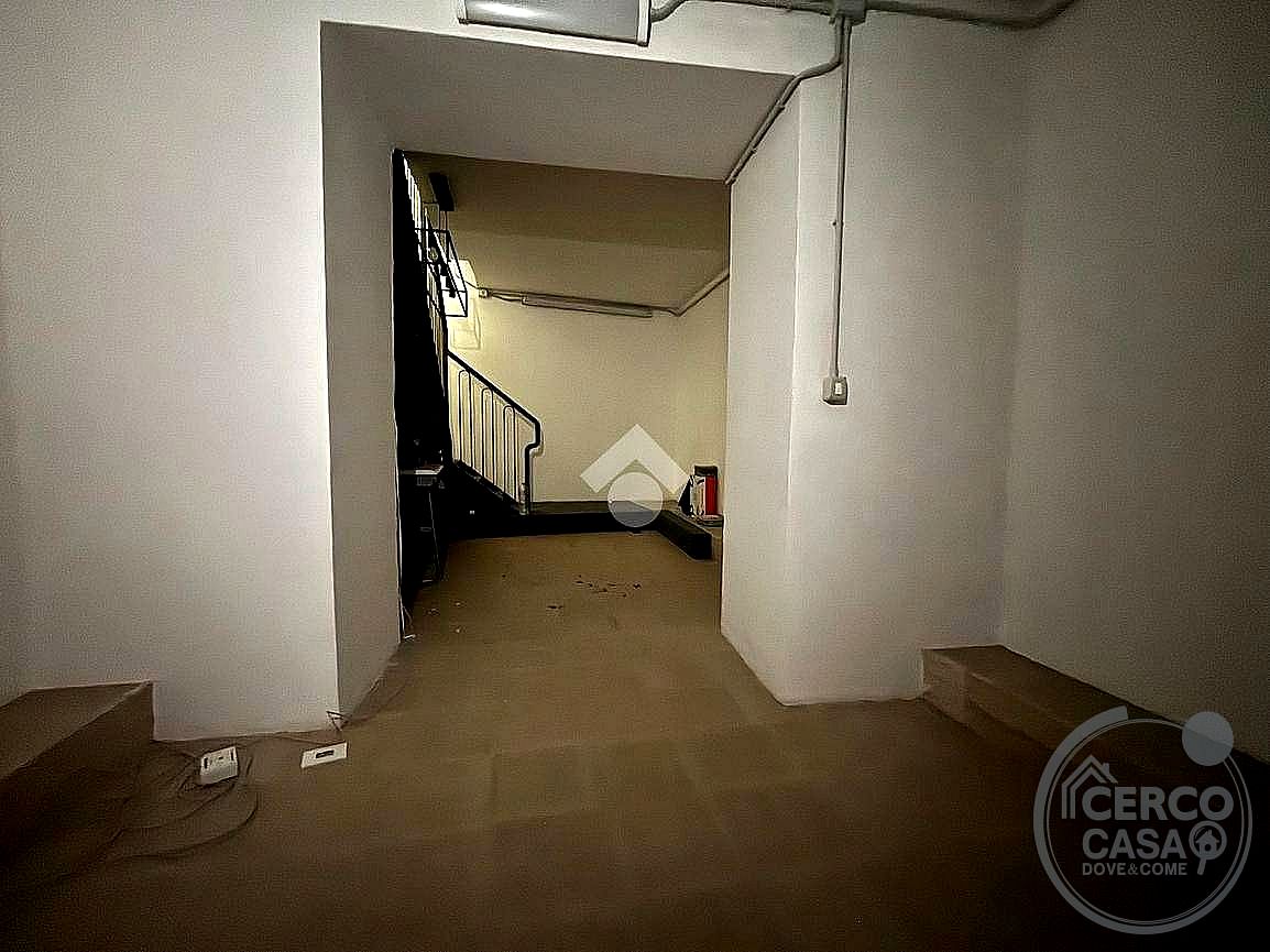 NEGOZIO VENDITA TERNI CENTRO STORICO · foto 8