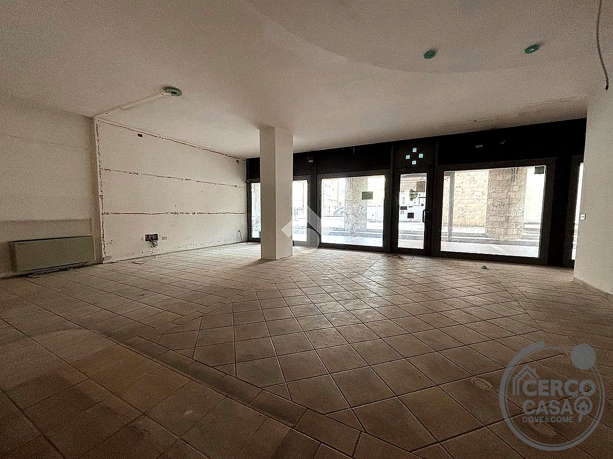 NEGOZIO VENDITA TERNI SEMICENTRO · foto 6