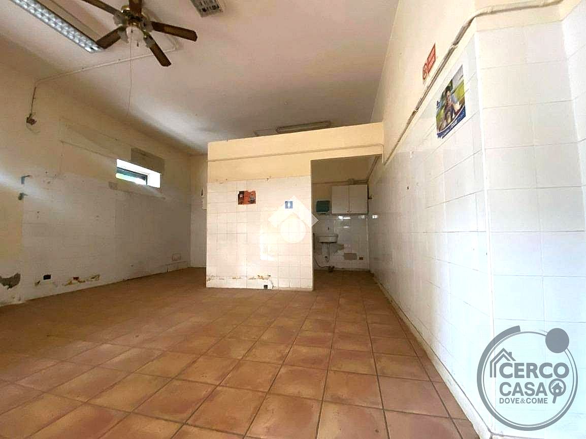 NEGOZIO VENDITA TERNI CENTRO STORICO · foto 4