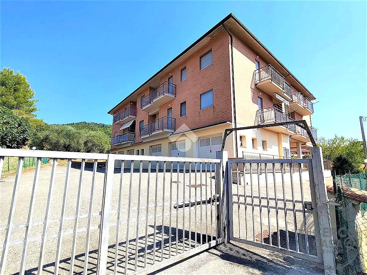APPARTAMENTO VENDITA MAGIONE · foto 2