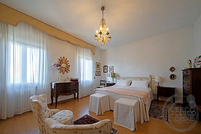 VILLA VENDITA CORCIANO MIGIANA · foto 2
