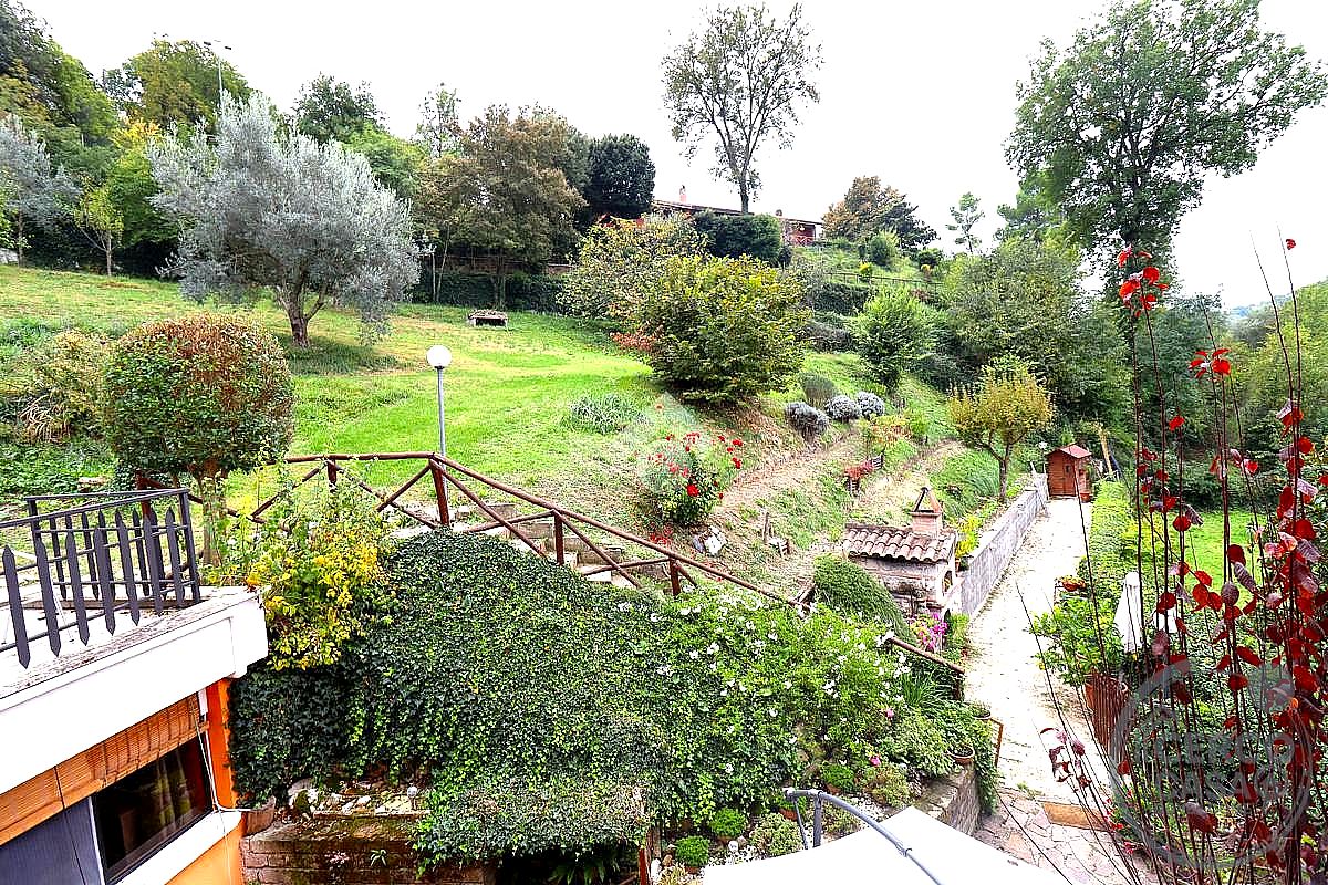 BIFAMILIARE VENDITA TERNI PERTICARA · foto 2
