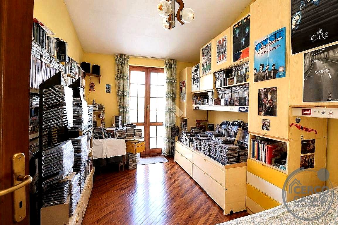 VILLA A SCHIERA VENDITA TERNI CESURE VALENZA · foto 7