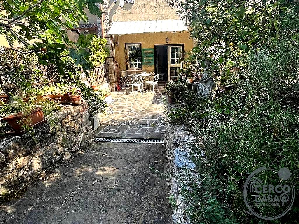 VILLA PORZIONE VENDITA PERUGIA CENERENTE · foto 1