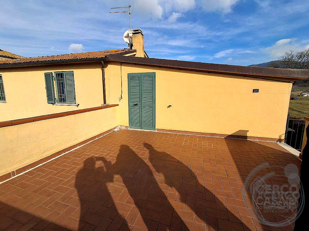 RUSTICO - CASALE VENDITA CORCIANO · foto 5