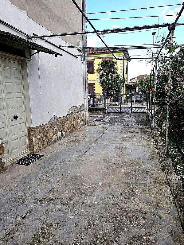 APPARTAMENTO VENDITA TERNI VILLAGGIO CAMPOMAGGIO · foto 2