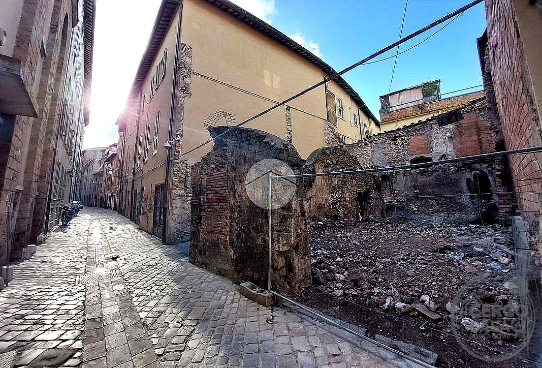 CASA INDIPENDENTE VENDITA TERNI CENTRO STORICO · foto 5