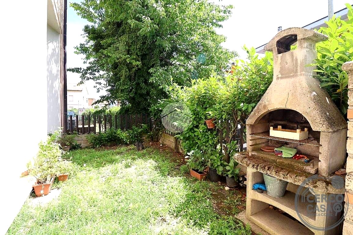 BIFAMILIARE VENDITA TERNI CESURE · foto 1