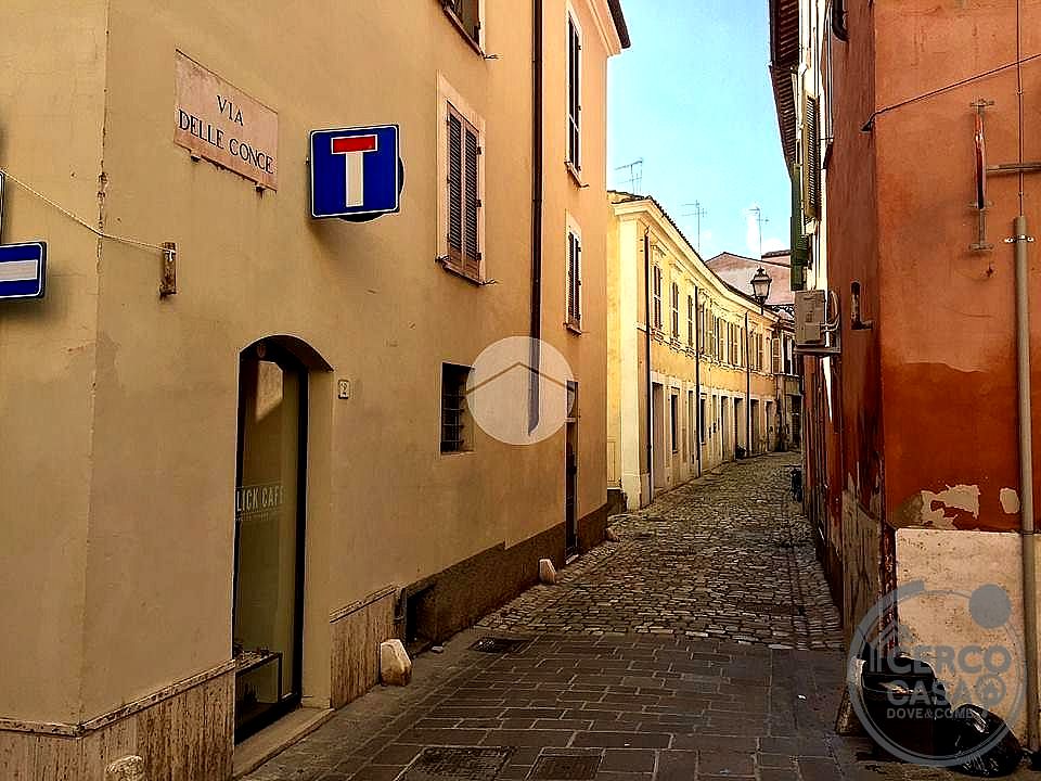 MAGAZZINO VENDITA TERNI CENTRO STORICO · foto 4