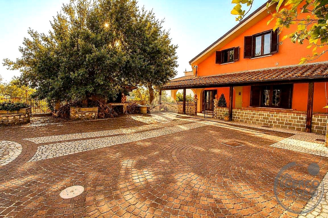 VILLA VENDITA TERNI PIEDIMONTE · foto 8
