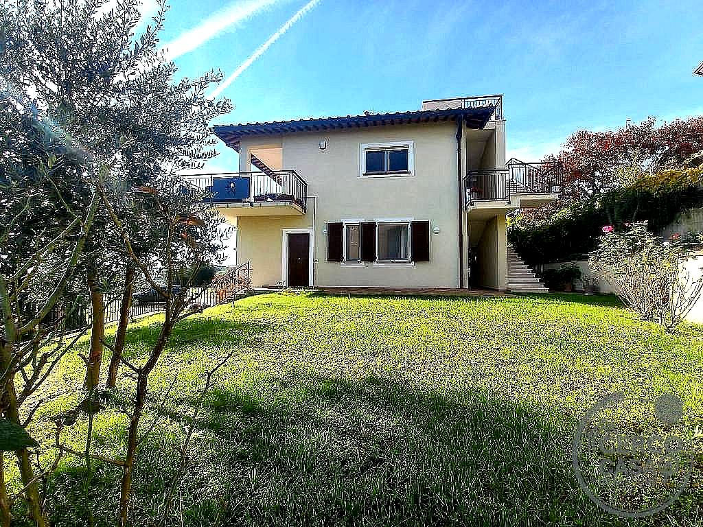BIFAMILIARE VENDITA CASTIGLIONE DEL LAGO