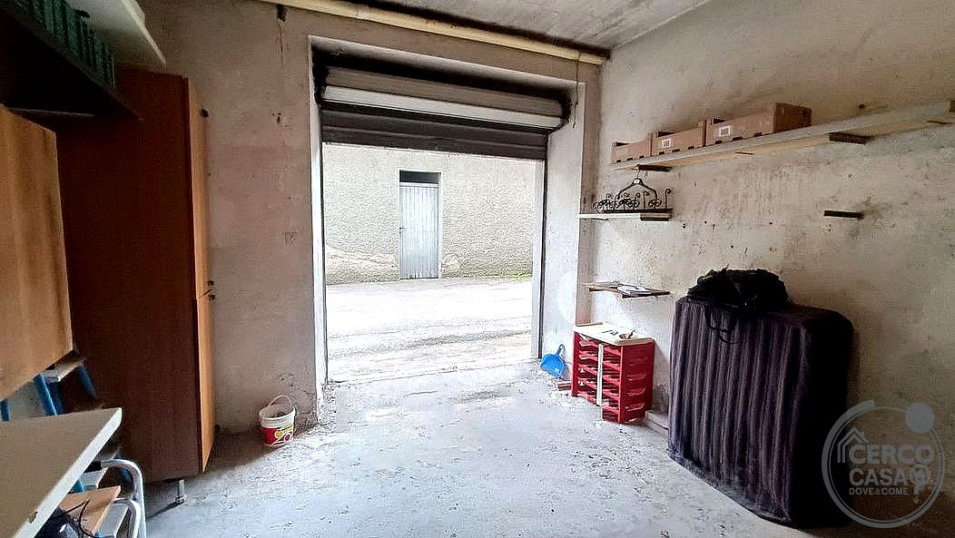 BOX - GARAGE VENDITA PERUGIA CASE BRUCIATE · foto 4