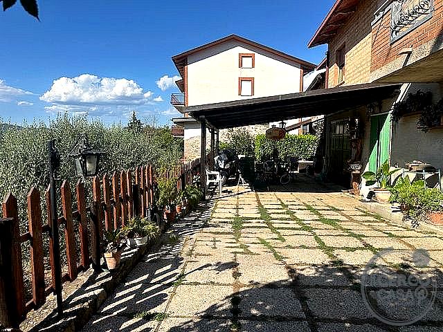 CASA INDIPENDENTE VENDITA PIEGARO · foto 6