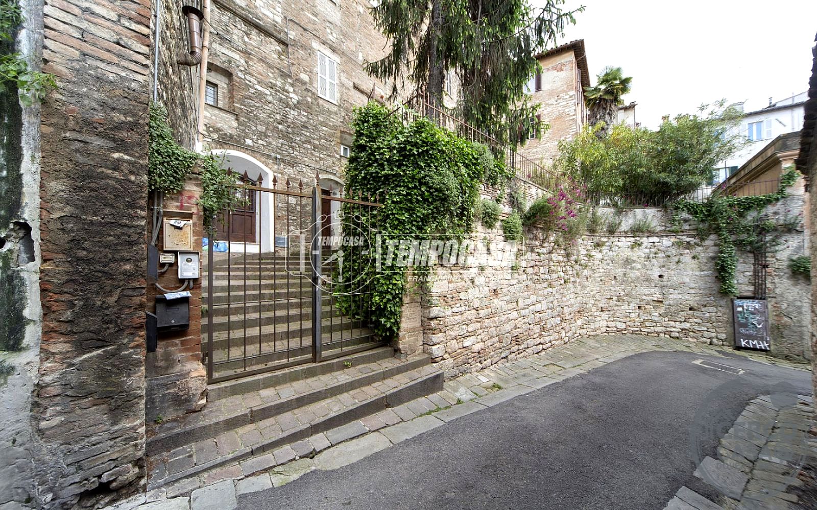 APPARTAMENTO VENDITA PERUGIA CENTRO STORICO · foto 6