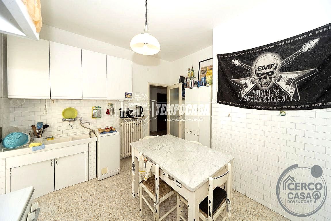 APPARTAMENTO VENDITA PERUGIA ZONA FILOSOFI · foto 3