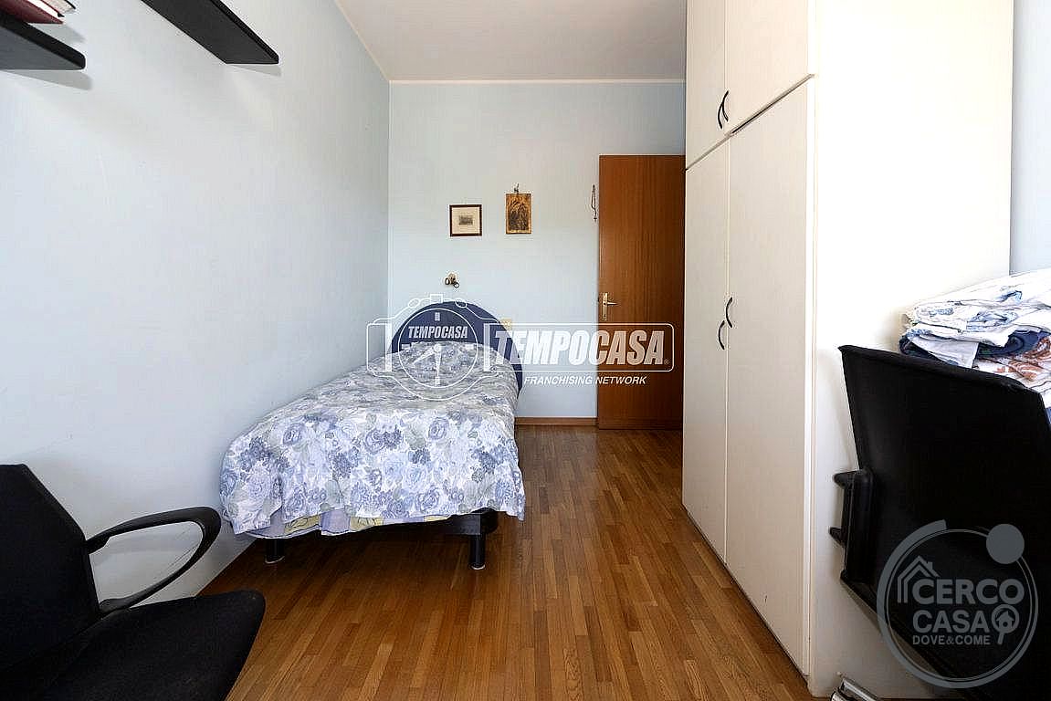 VILLA A SCHIERA VENDITA PERUGIA SANTA LUCIA · foto 15