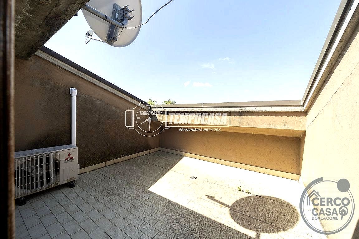 VILLA A SCHIERA VENDITA PERUGIA SANTA LUCIA · foto 17
