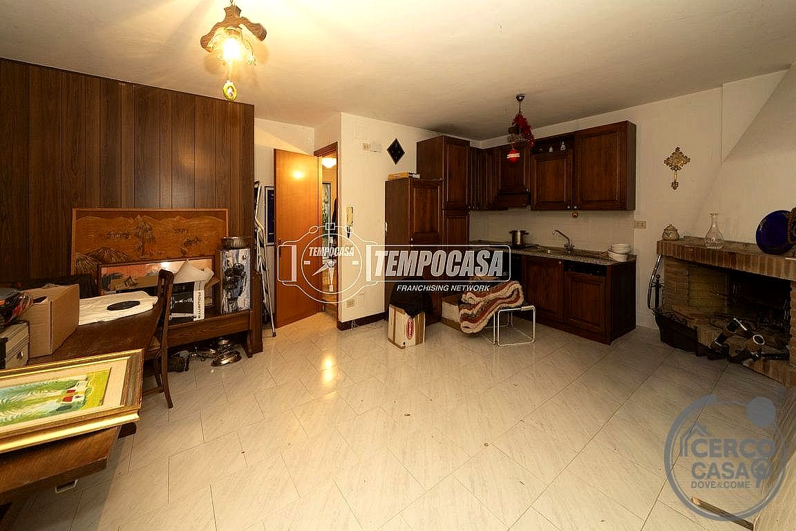 VILLA A SCHIERA VENDITA PERUGIA SANTA LUCIA · foto 19