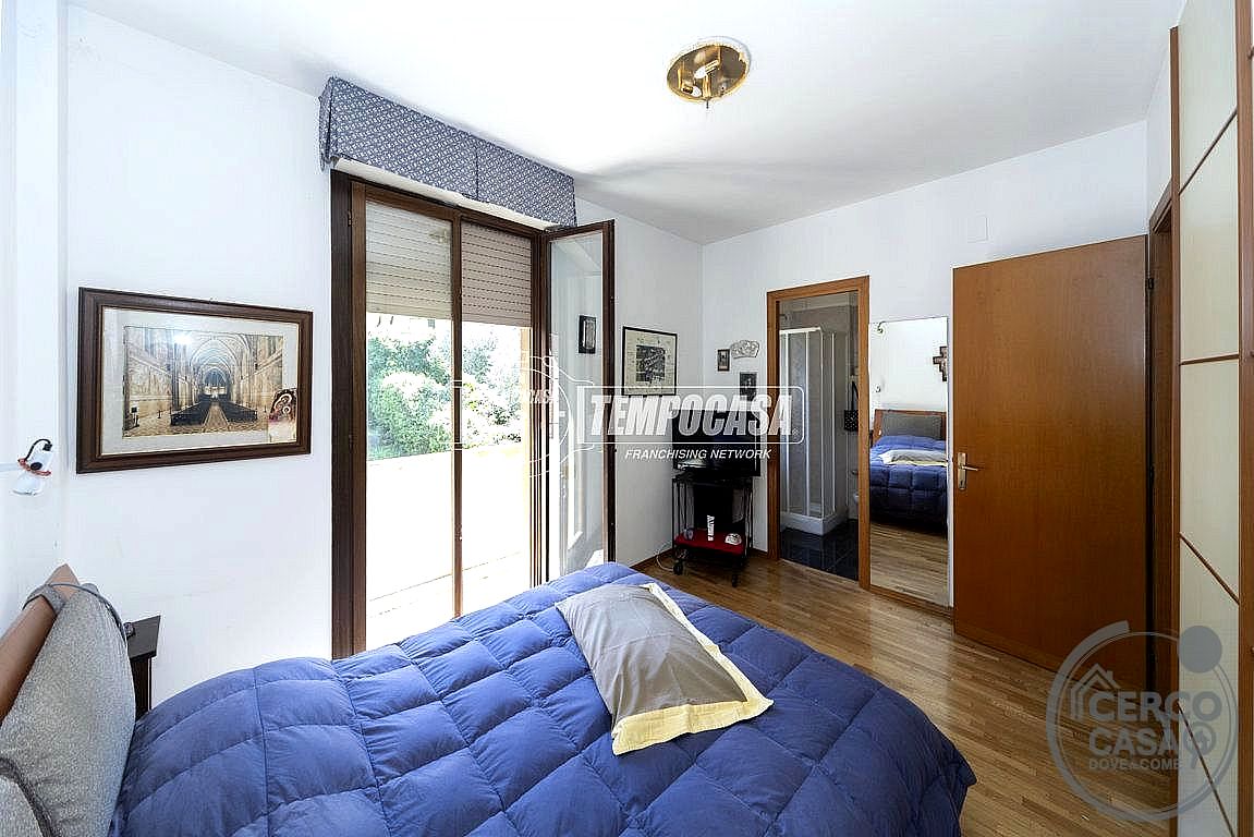 VILLA A SCHIERA VENDITA PERUGIA SANTA LUCIA · foto 8