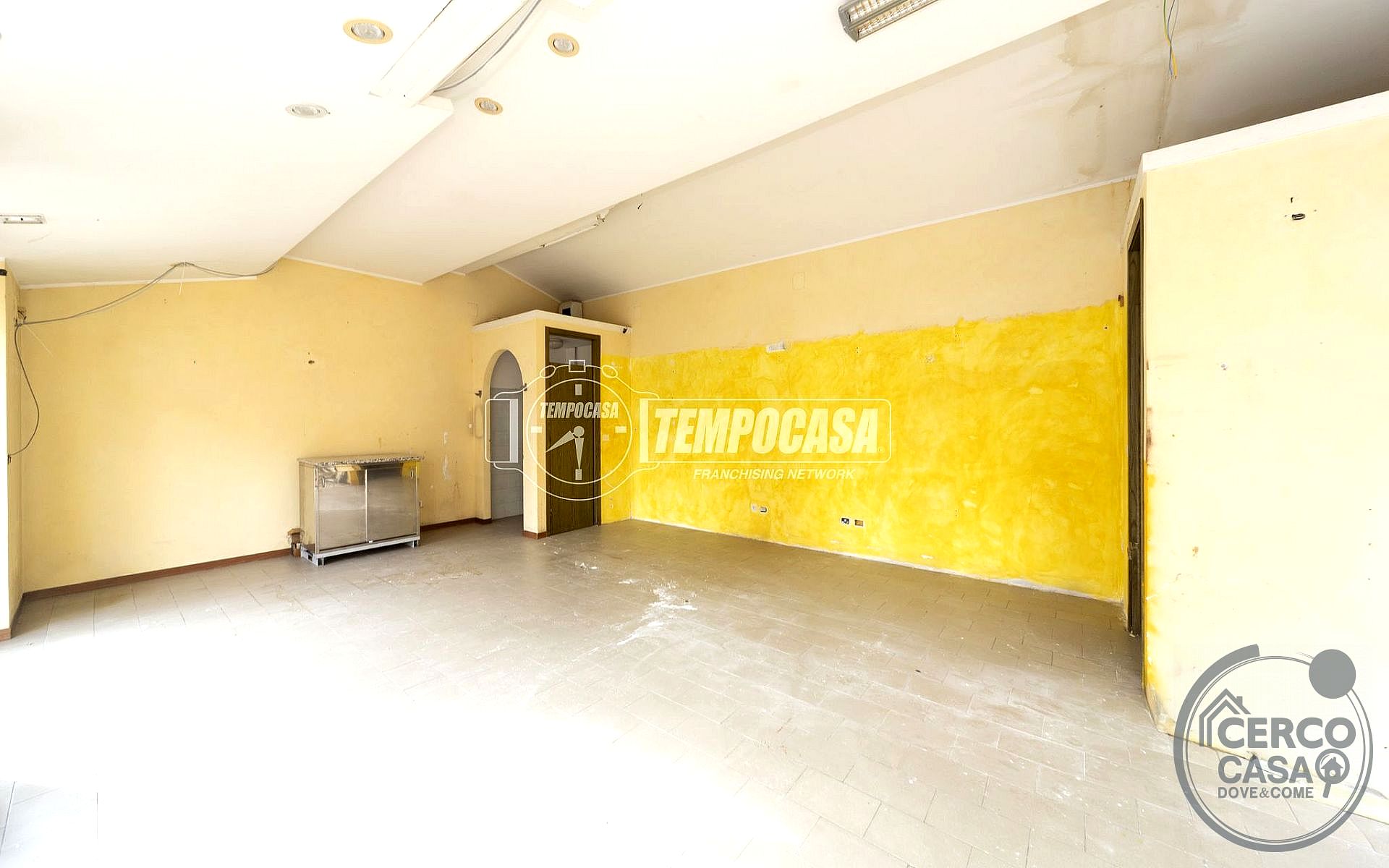 NEGOZIO VENDITA PERUGIA MONTEBELLO · foto 3