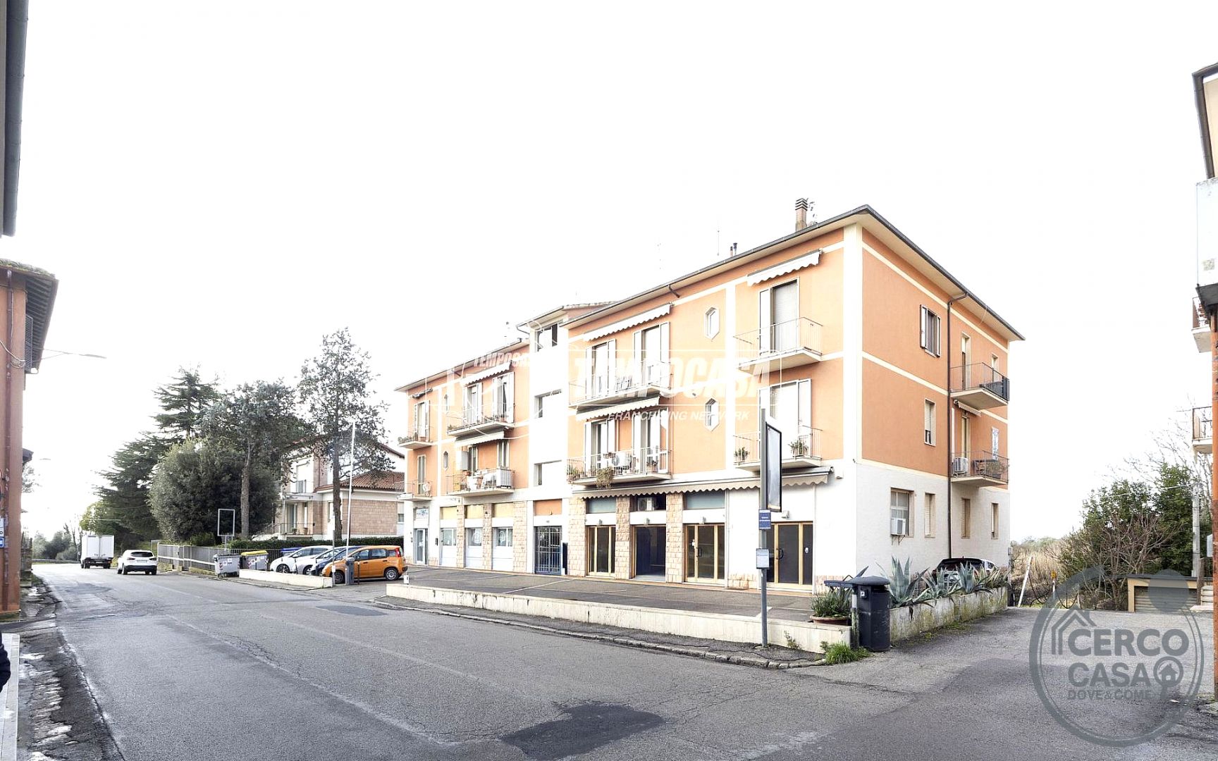 NEGOZIO VENDITA PERUGIA MONTEBELLO · foto 9