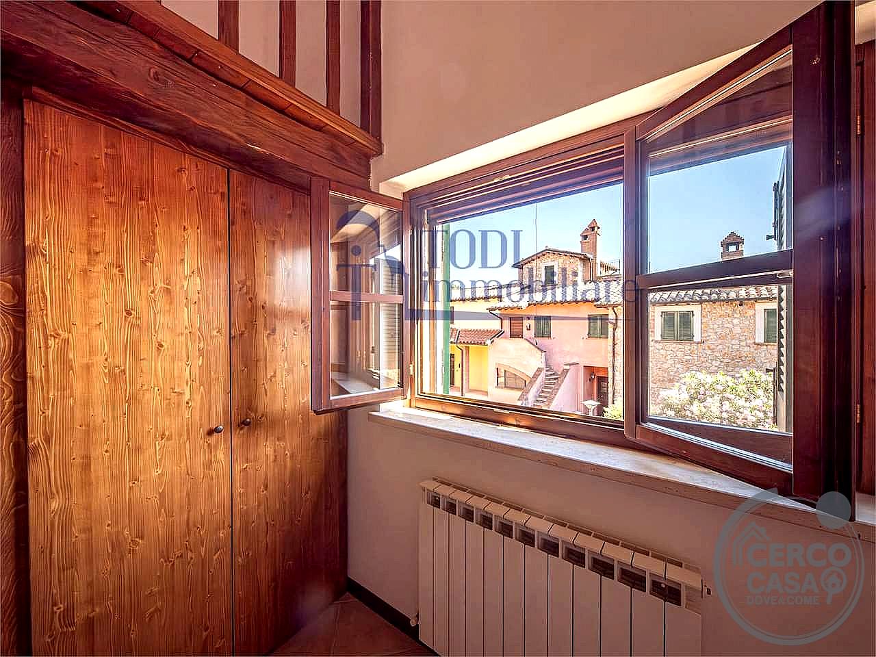 APPARTAMENTO AFFITTO TODI · foto 10