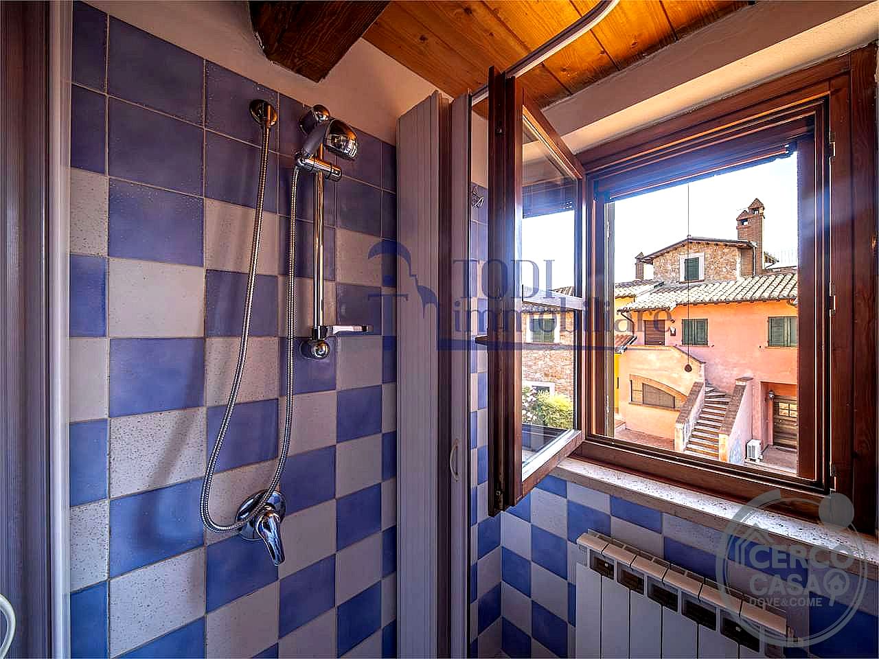 APPARTAMENTO AFFITTO TODI · foto 11