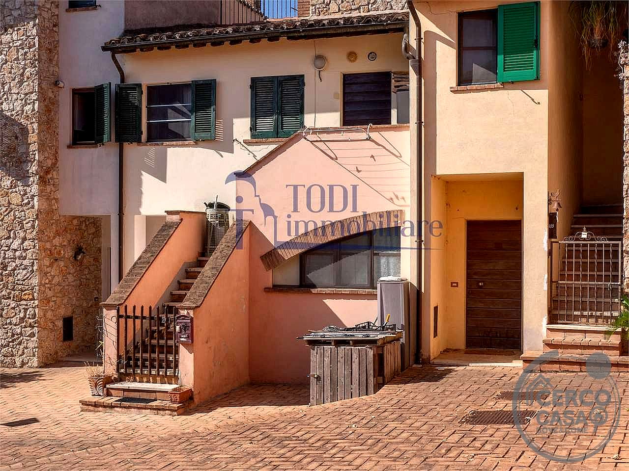 APPARTAMENTO AFFITTO TODI · foto 6