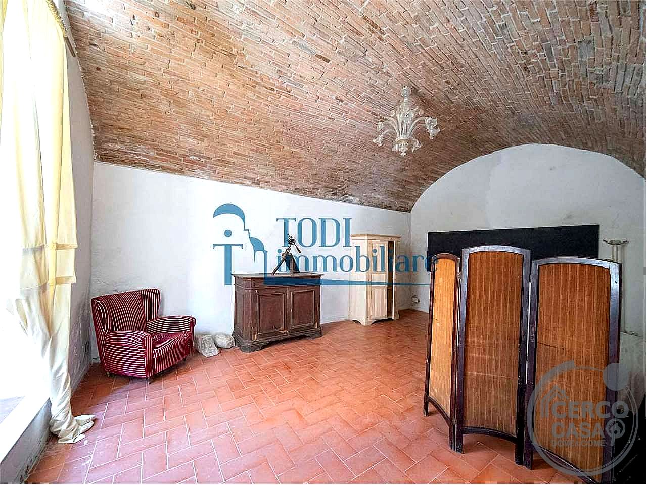 APPARTAMENTO VENDITA TODI · foto 3