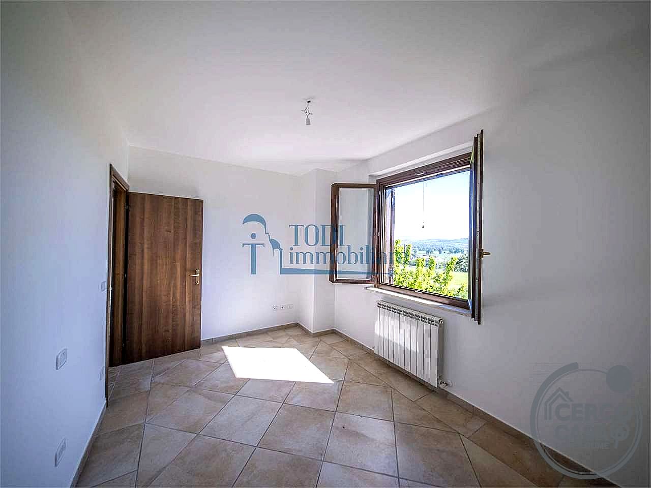 VILLA A SCHIERA VENDITA MARSCIANO · foto 15