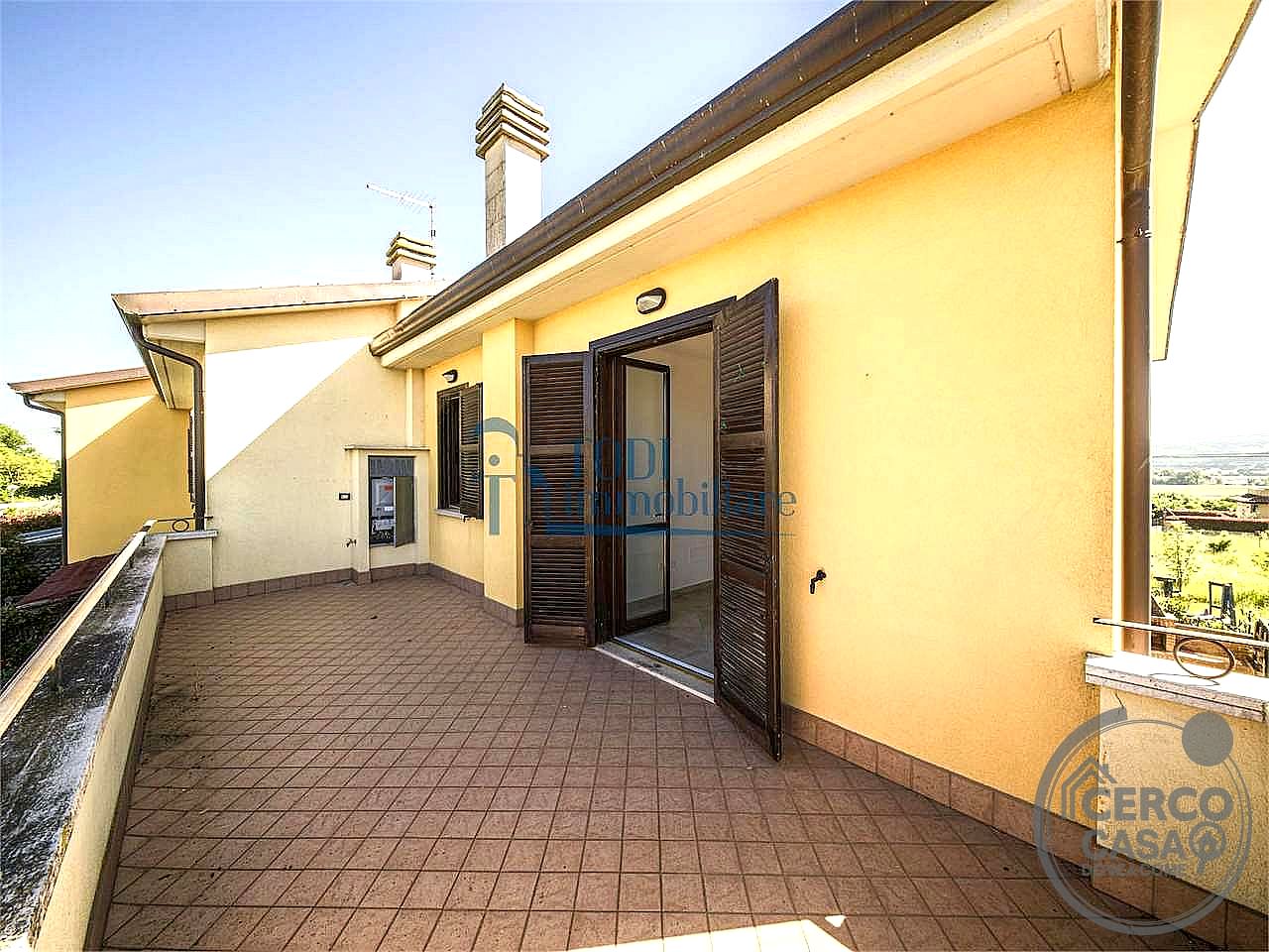 VILLA A SCHIERA VENDITA MARSCIANO · foto 18