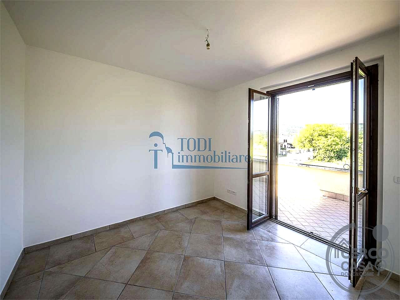 VILLA A SCHIERA VENDITA MARSCIANO · foto 20